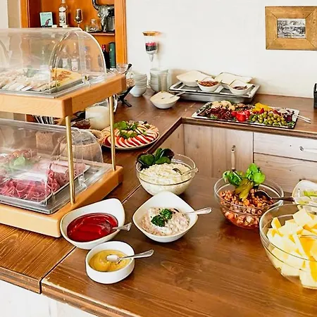 Idyll Am Wolgastsee Korswandt