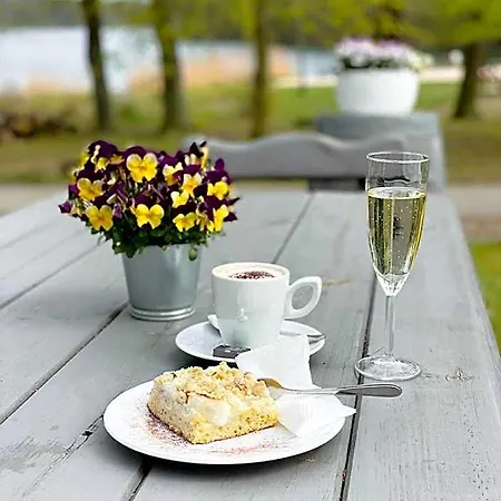 Meeressterne Idyll Am Wolgastsee קורסוואנדט